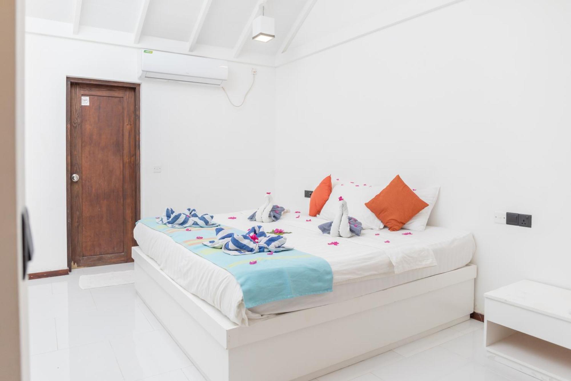 Brickwood Ganduvaru Private Villas Rasdhoo Exteriör bild