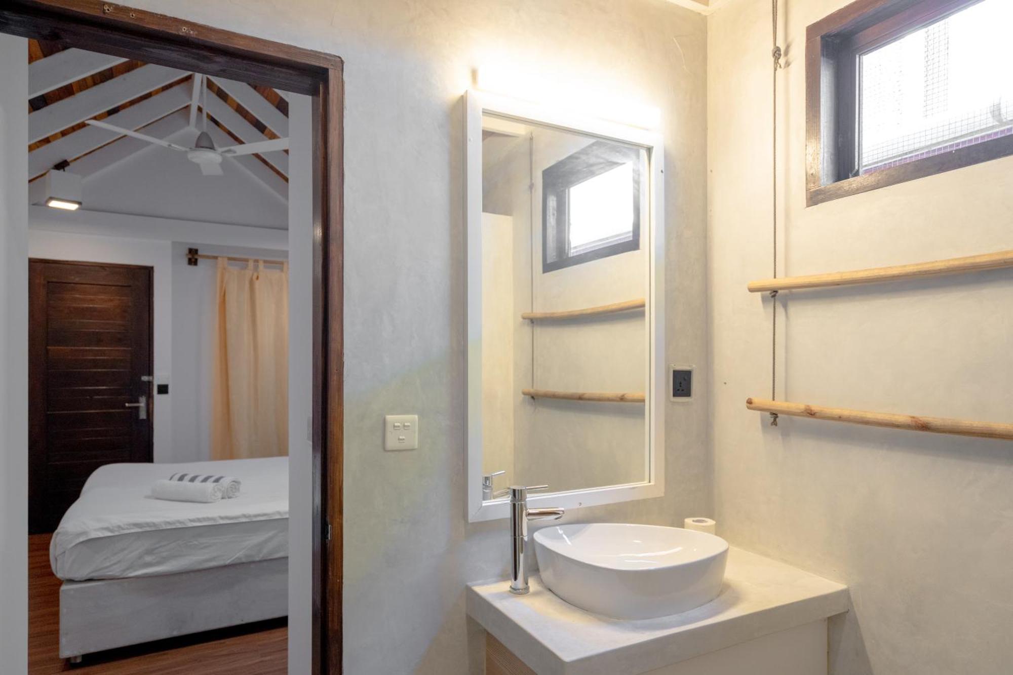 Brickwood Ganduvaru Private Villas Rasdhoo Exteriör bild
